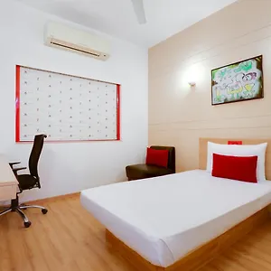 Red Fox By Lemon Tree Hotels, East Hotel Delhi (National Capital Territory of India)
