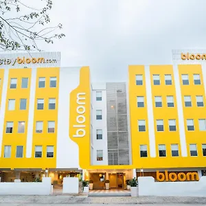 Bloom - Medicity Gurugram, Near Medanta Hospital Hotel Gurgaon
